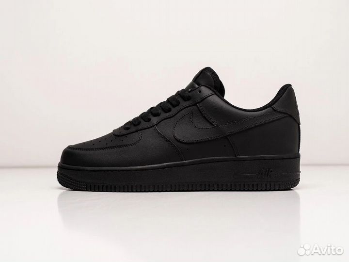 Кроссовки Nike air Force 1