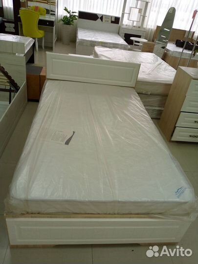 Кровать 140х200 Оливия