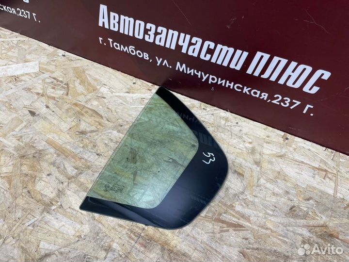 Форточка двери задняя левая Renault Logan