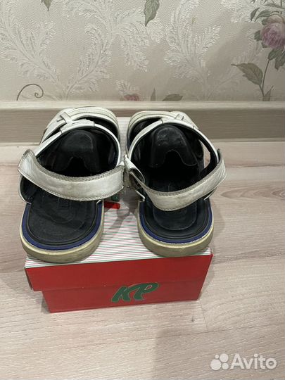 Кожаные сандали / босоножки K. pafi