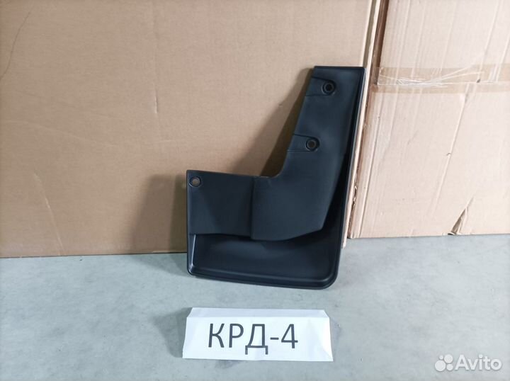 Брызговик задний левый Outlander 1 2003-2008