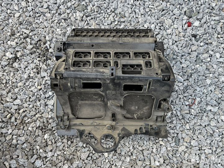 Бардачок WV Passat b6