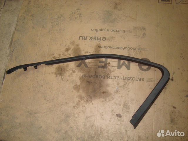 Рамка стекла передней правой двери W212 M276 A2127250271