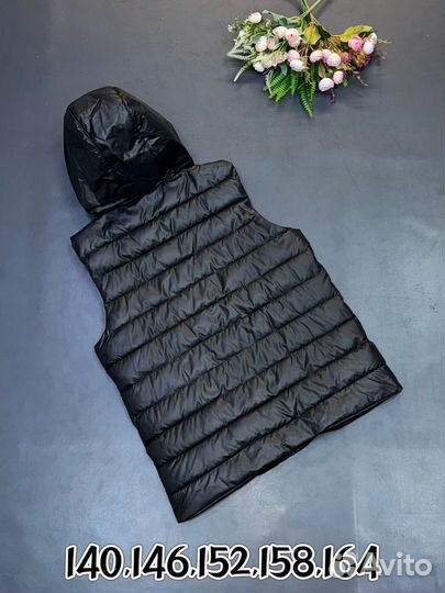 Жилетка для девочки 140-164 новый