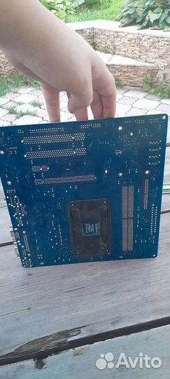 Мат. плата GA-M68M-S2P