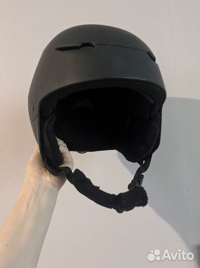 Горнолыжный шлем