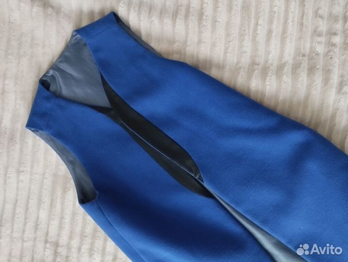 Жилет утепленный женский длинный