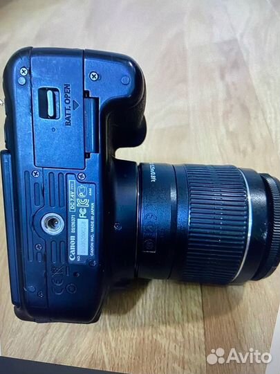 Canon EOS 650D с объективом