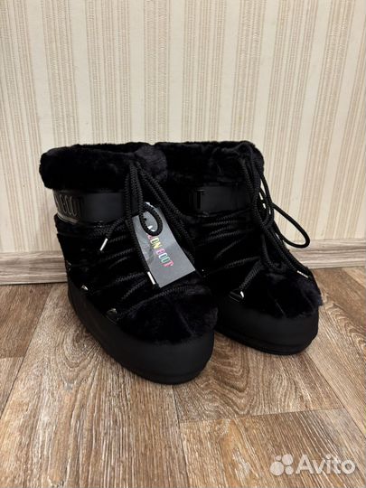 Луноходы Moon Boot с мехом в наличии