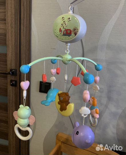 Детский мобиль в кроватку