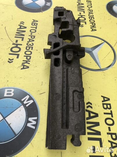 Mercedes W447 V-class Абсорбер бампера переднего L