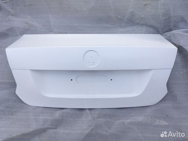 Крышка багажника VW Polo 5 (2015-2020)