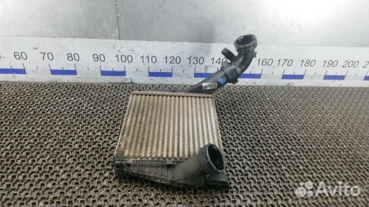 Радиатор интеркуллера volkswagen touareg 7L (UML12