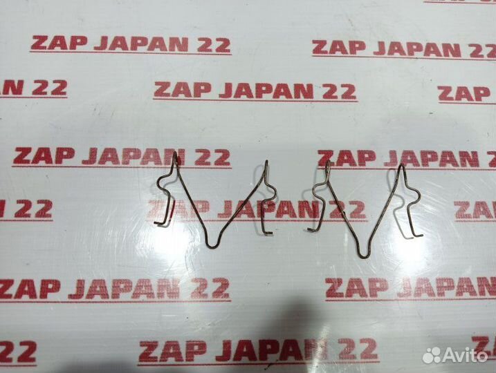 Зажим тормозных колодок Mitsubishi Challenger K99