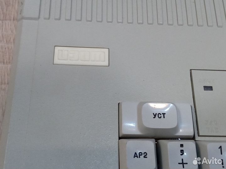 Клавиатура изот см1604.М3