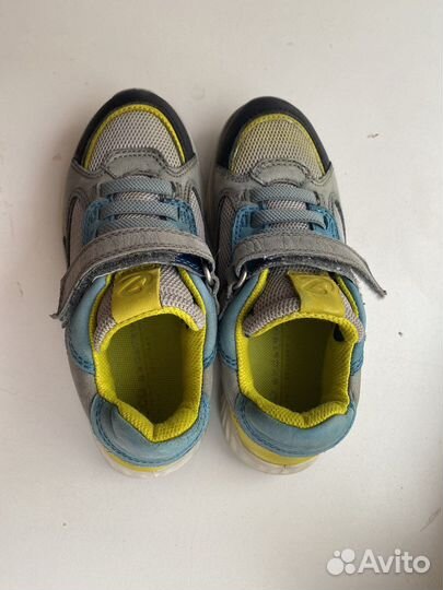 Кроссовки ecco 30