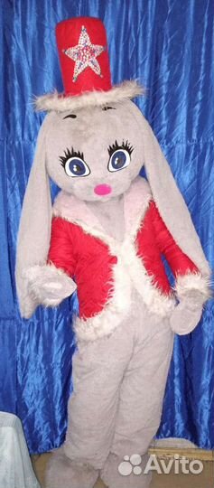 Зависит от Вас, кого выбрать. Детские праздники