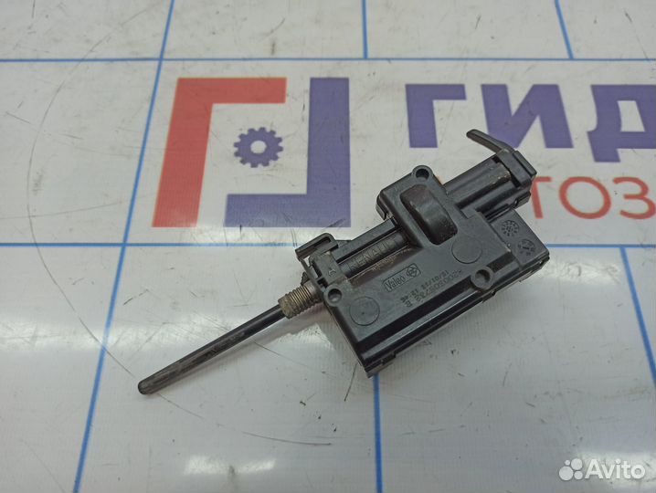 Активатор замка крышки бензобака Renault Megane 3