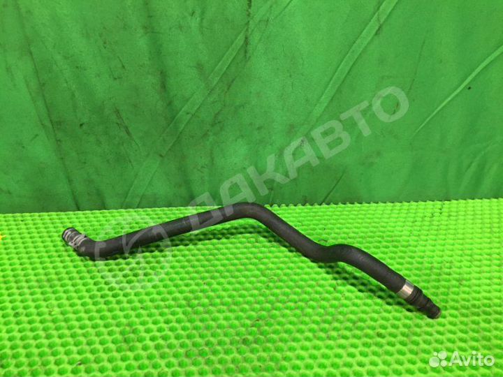 Патрубок системы охлаждения Mercedes-Benz S W221