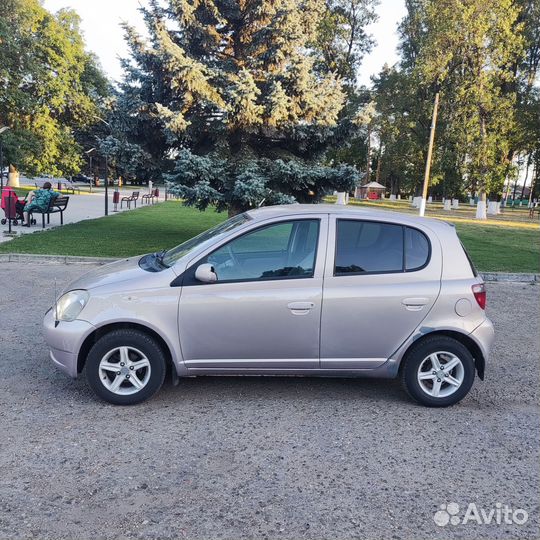 Toyota Vitz 1.0 AT, 2000, 230 000 км