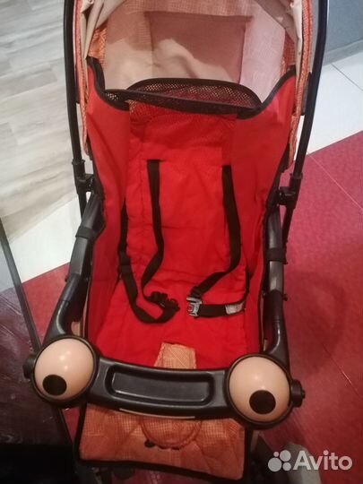 Прогулочная коляска