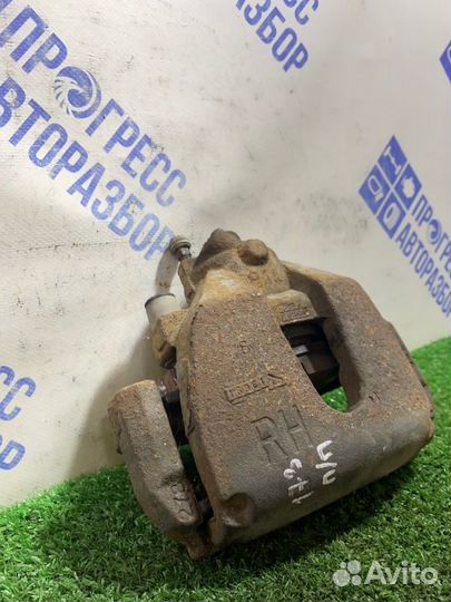 Суппорт передний правый Ford Focus 2 хэтчбек 1.6