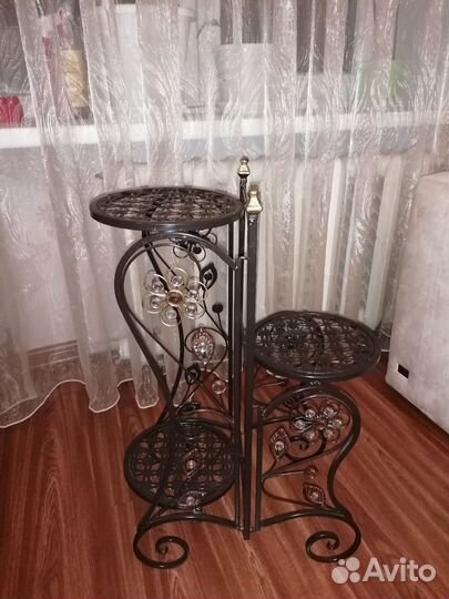 Подставка для цветов напольная металлическая