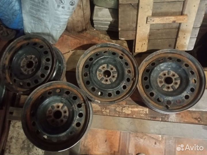 4 штампованных диска