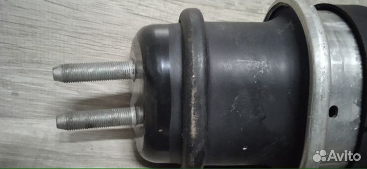 Подушка двигателя передняя Lexus Ls USF45