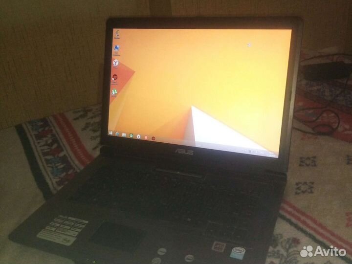 Ноутбук asus