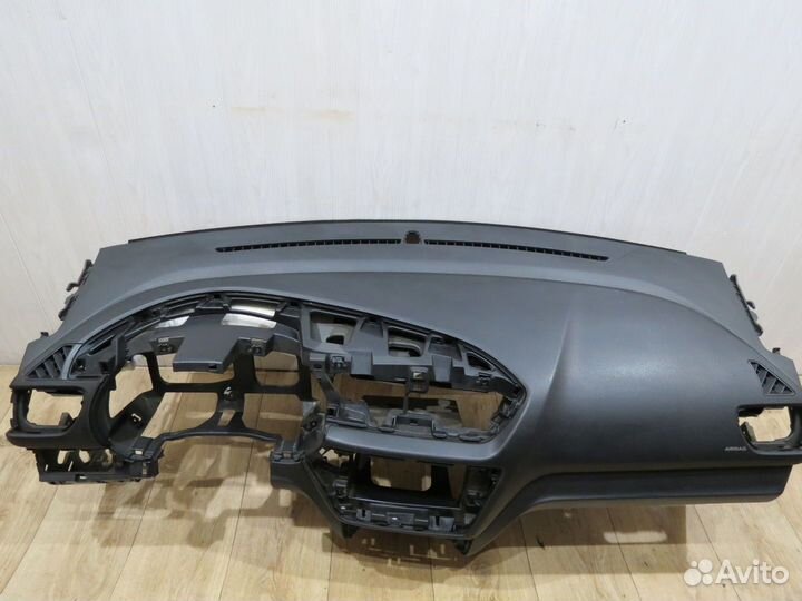 Торпедо Kia Rio 3