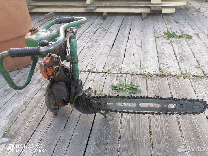 Пила дружба