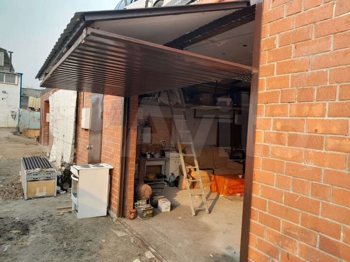 Гараж, > 30 м²