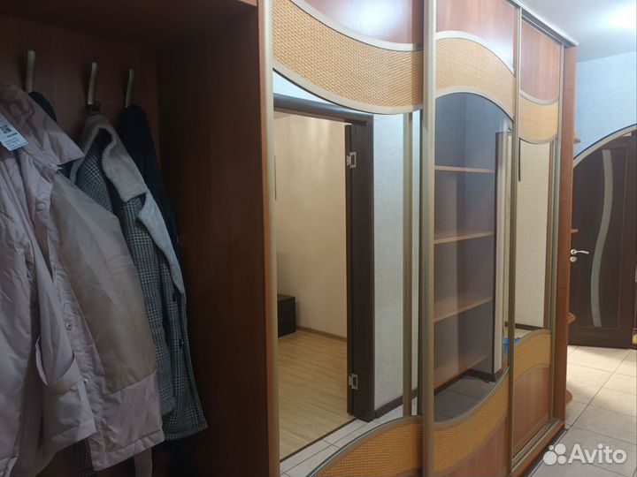 Шкаф купе в прихожую бу