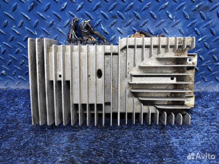 Усилитель звука Cadillac Escalade 3