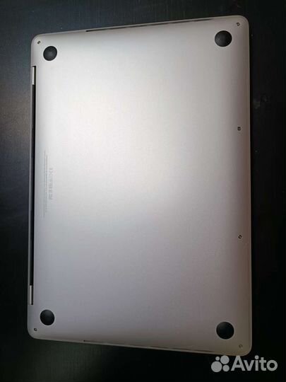 Macbook pro 13 2017 touch bar 256-16gb