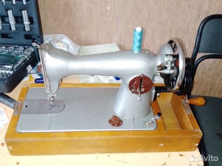 Швейная машина Подольск -2 м
