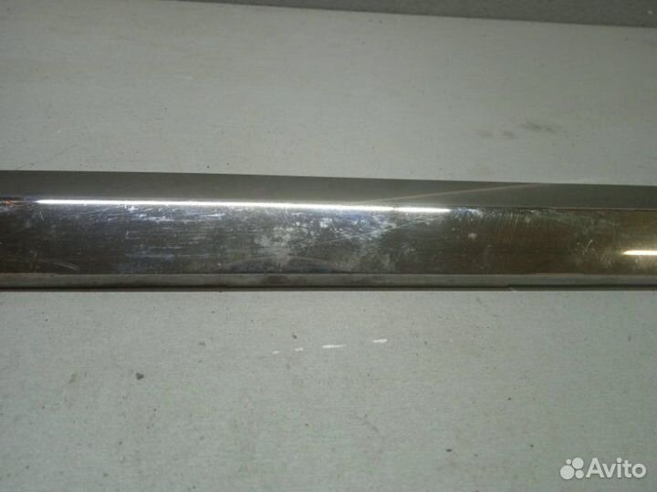 Молдинг на дверь задний левый Nissan Teana 2010