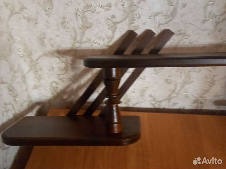 Полочка настенная деревянная