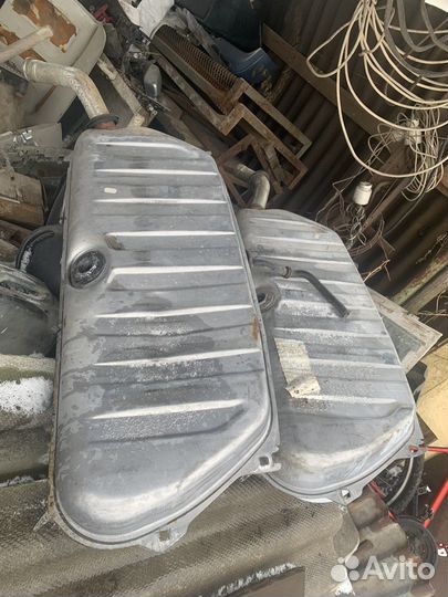 Бак топливный