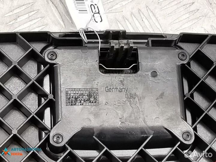 Шторка багажника Volkswagen Touran 2005