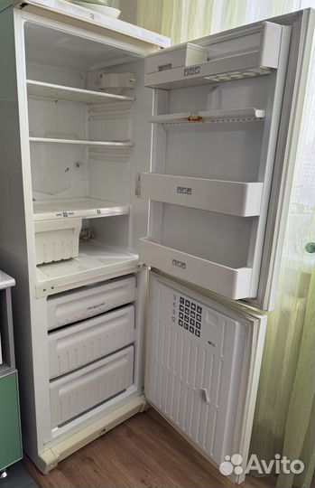 Холодильник stinol