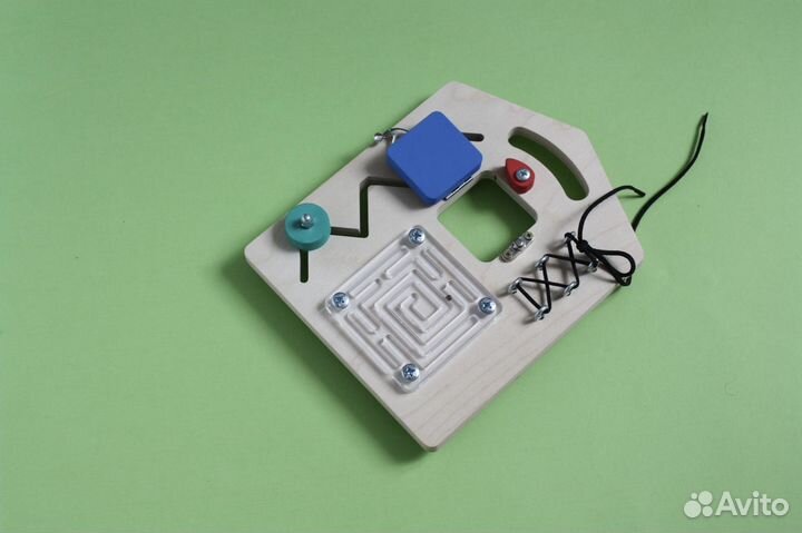 Развивающие игрушки бизиборд доска новый в машину