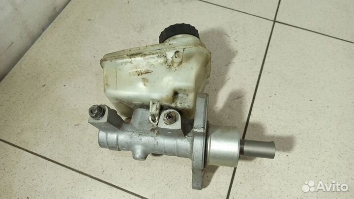 Цилиндр тормозной главный