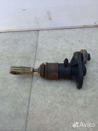 Цилиндр сцепления главный Audi A4 B5 (S4,RS4) 8E17