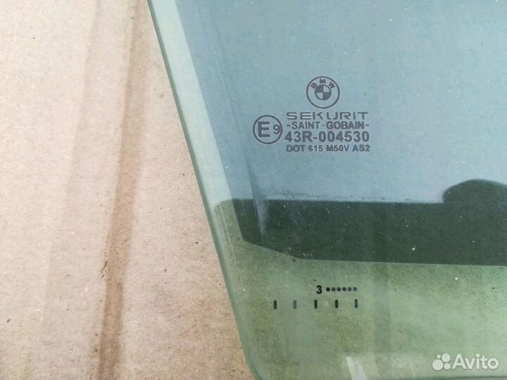 Стекло боковое Bmw X5 E53