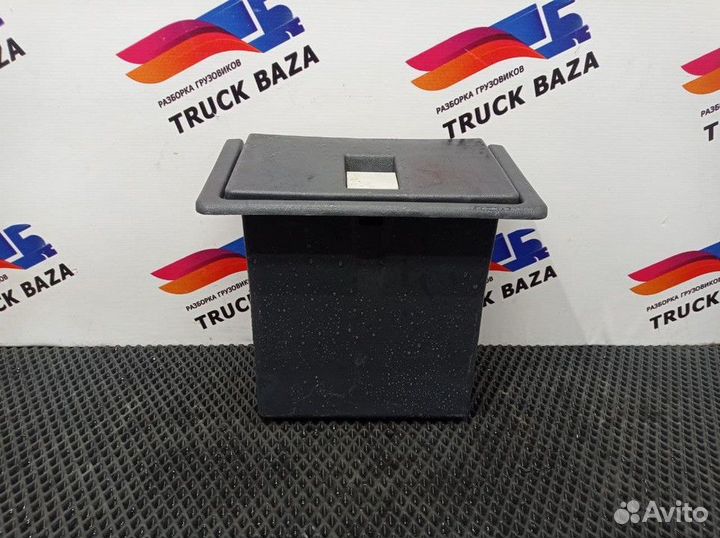 Бардачок Iveco Stralis