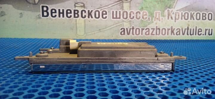 Дисплей информационный на торпедо Peugeot 508