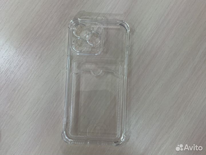 Прозрачный чехол на iPhone 13 pro