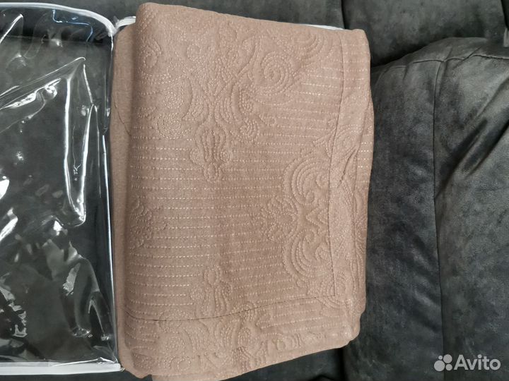 Покрывало на кровать